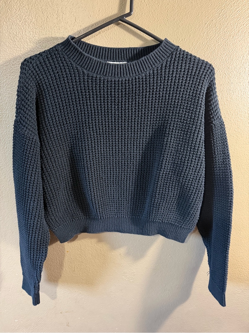 BP. Cropped Chunky Textured Crewneck Knit Sweater Black Medium